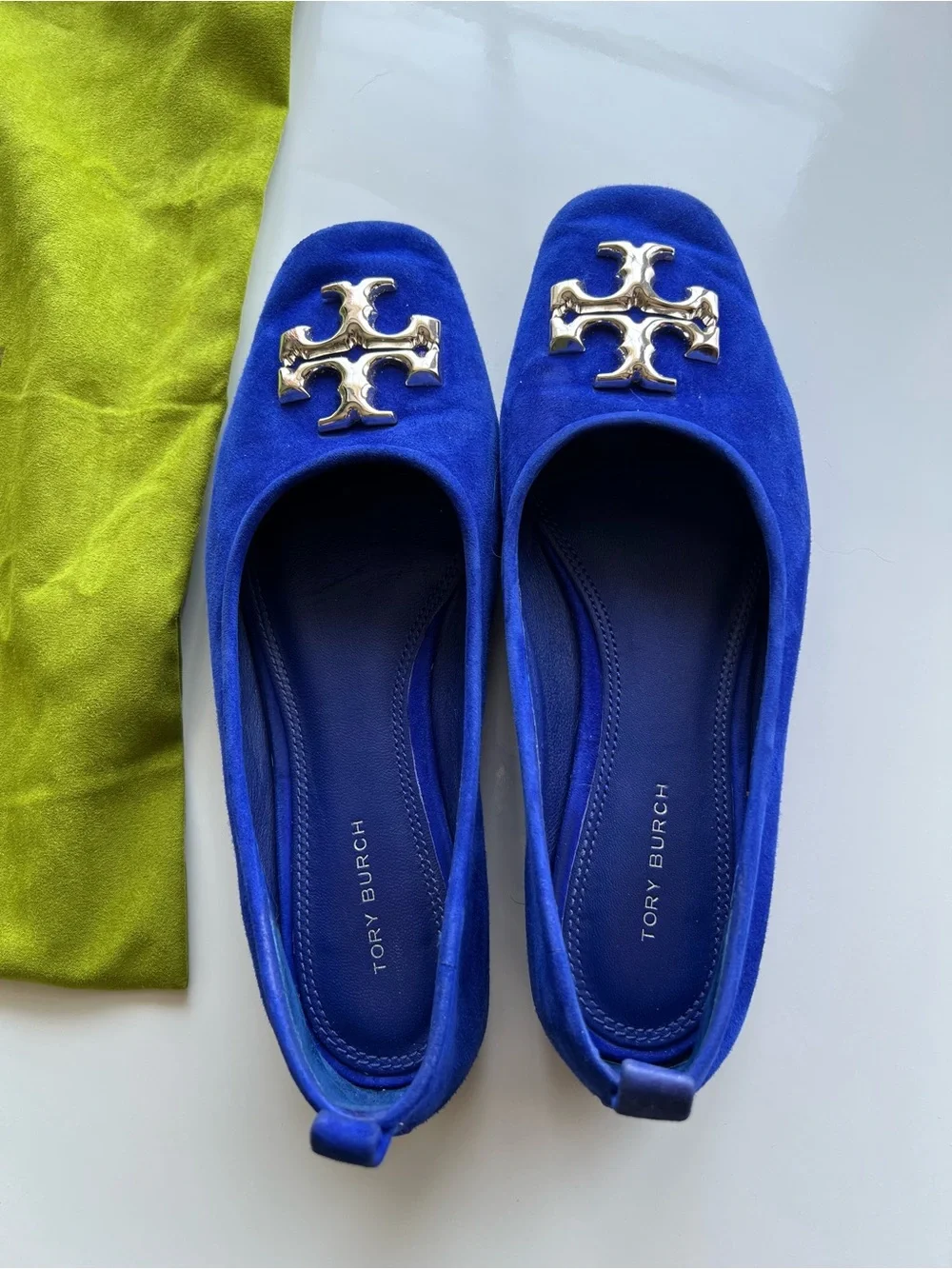 Tory Burch Cobalt Blue Suade Ballet Flats With Silver Metallic Logo Size 6.